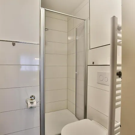 Appartement Haus Elisabeth-anna-strasse 28 6 *